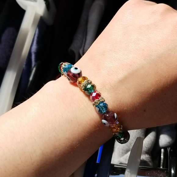 4 bracelets - costume jewelry - Picture 2 of 6